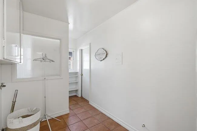 312 E Oakwood Boulevard, Redwood City, California 94061