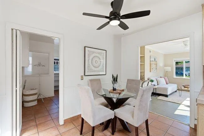 312 E Oakwood Boulevard, Redwood City, California 94061