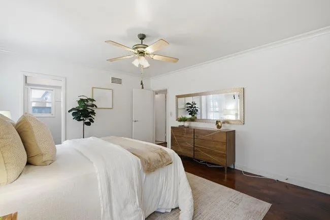 312 E Oakwood Boulevard, Redwood City, California 94061