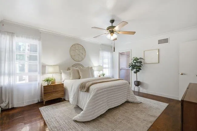 312 E Oakwood Boulevard, Redwood City, California 94061