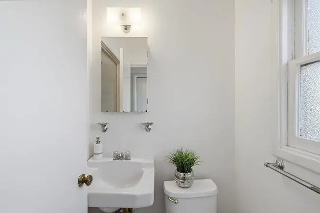 312 E Oakwood Boulevard, Redwood City, California 94061