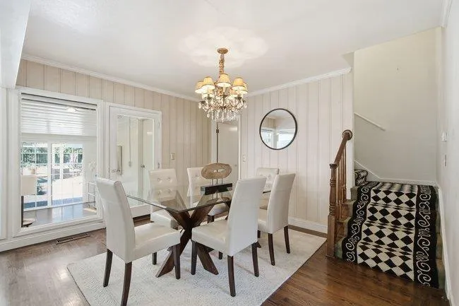 312 E Oakwood Boulevard, Redwood City, California 94061