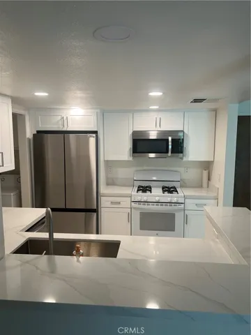 234 E Fern Avenue 106, Redlands, California 92373