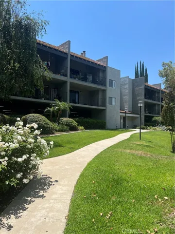 234 E Fern Avenue 106, Redlands, California 92373
