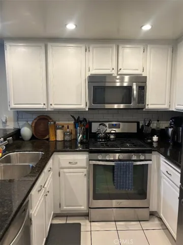 8707 Falmouth #318 Avenue 318, Playa Del Rey, California 90293