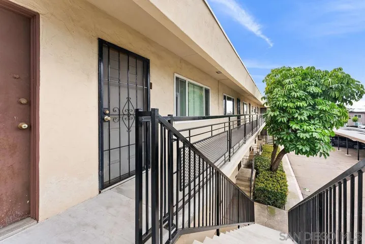 4415 Rosebud Ln, La Mesa, California 91941