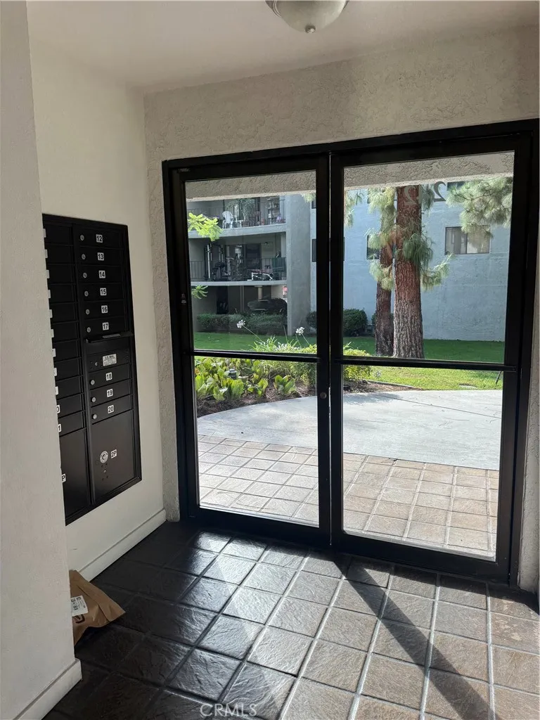 242 E Fern, Redlands, California 92373 — photo 4
