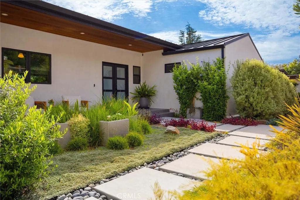 2645 El Cerrito
