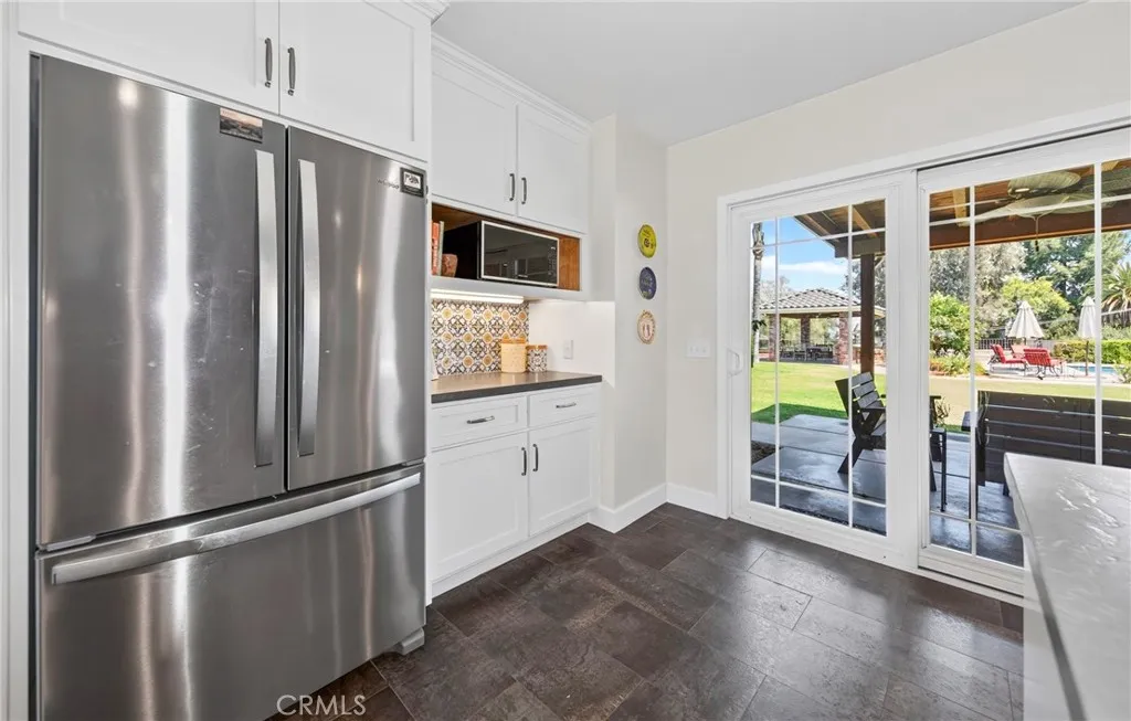 kitchen facing slider to outside