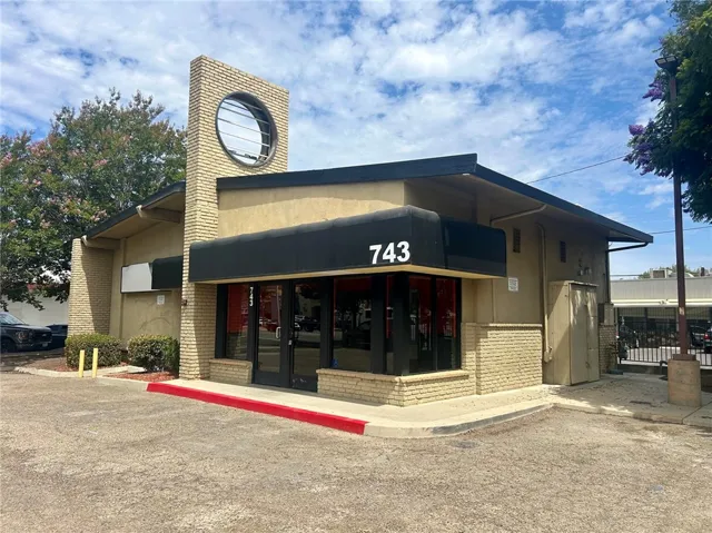 743 E Main, San Luis Obispo, California 93454