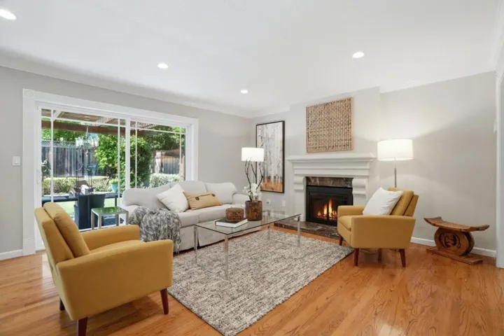 6585 Rolling Oaks Drive, San Jose, California 95120