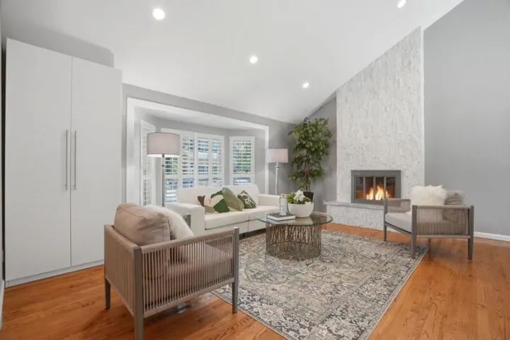 6585 Rolling Oaks Drive, San Jose, California 95120