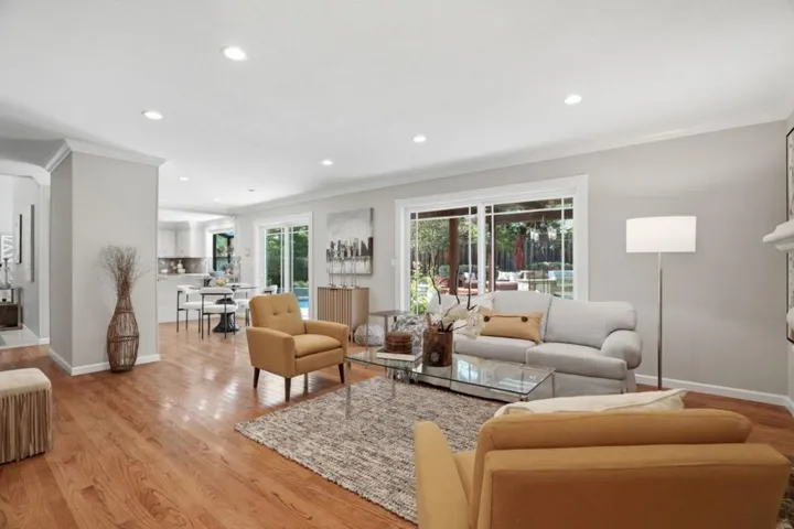 6585 Rolling Oaks Drive, San Jose, California 95120