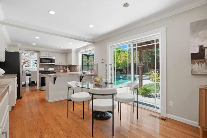 6585 Rolling Oaks Drive, San Jose, California 95120