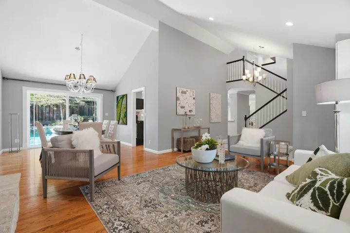 6585 Rolling Oaks Drive, San Jose, California 95120
