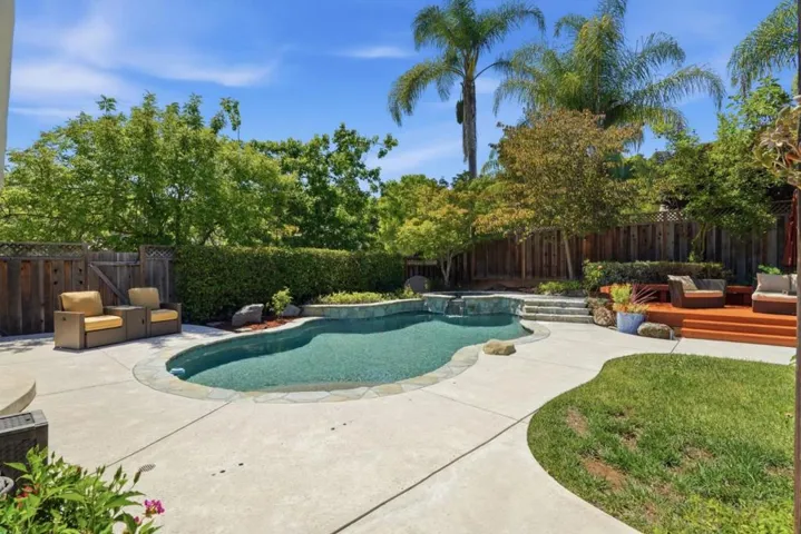 6585 Rolling Oaks Drive, San Jose, California 95120