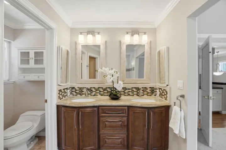 6585 Rolling Oaks Drive, San Jose, California 95120