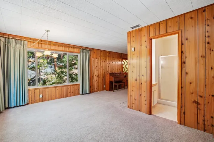 28-web-or-mls-Skyline Way-S1607-032