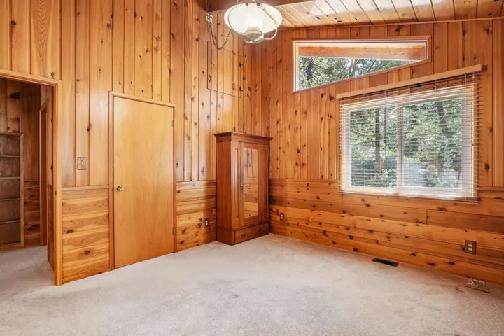 22-web-or-mls-Skyline Way-S1607-026
