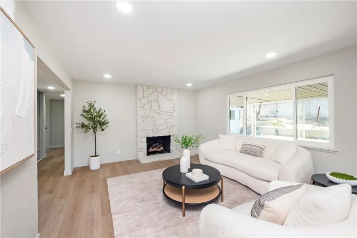 1312 Fairplain, Whittier, California 90601
