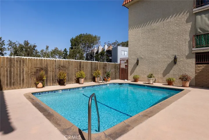 5875 Doverwood Drive 309, Culver City, California 90230