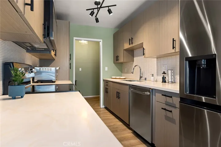 5875 Doverwood Drive 309, Culver City, California 90230