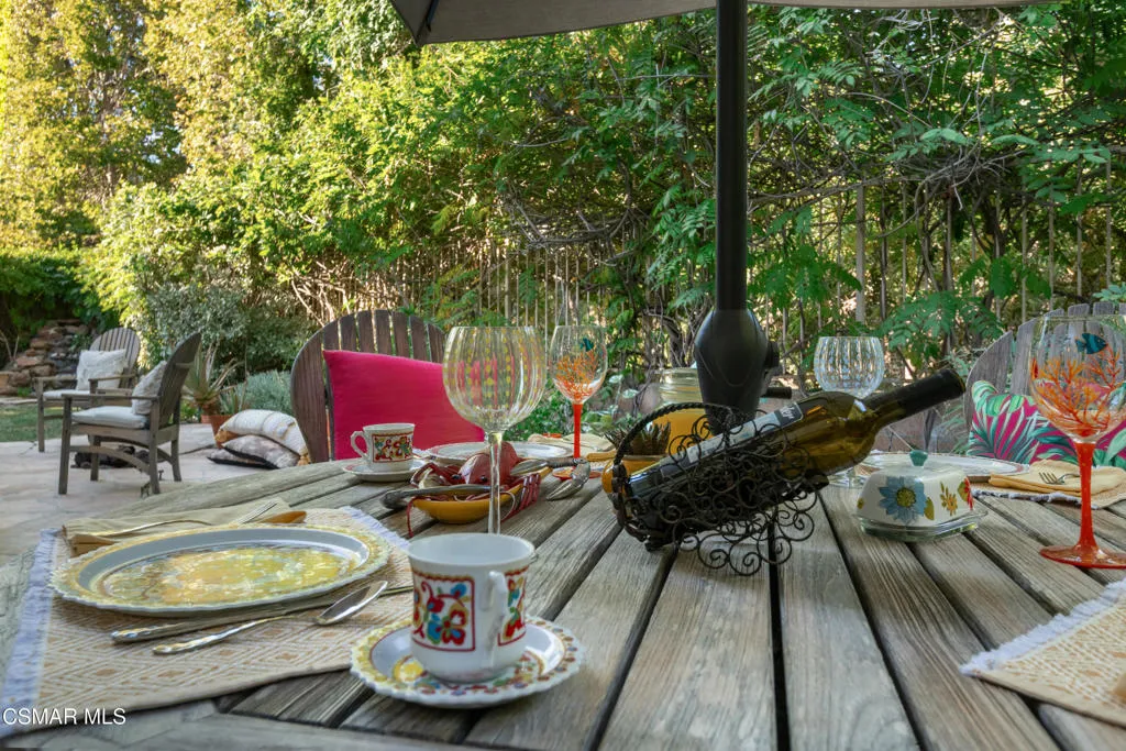 Backyard Dining Area