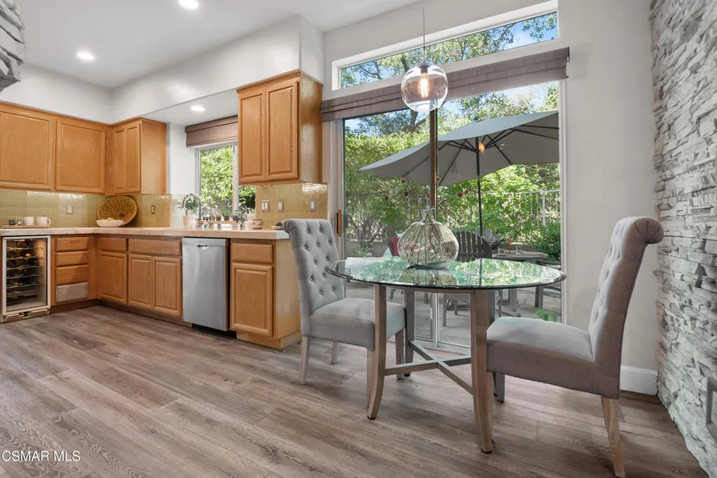 Kitchen/Breakfast area