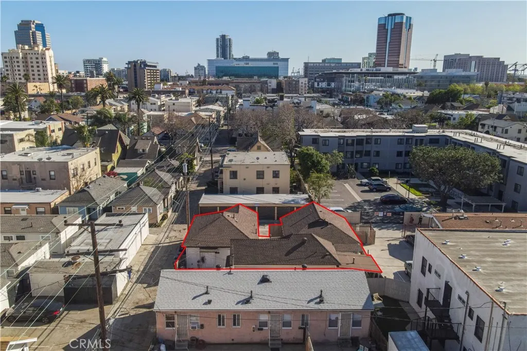 531 N Virginia Ct