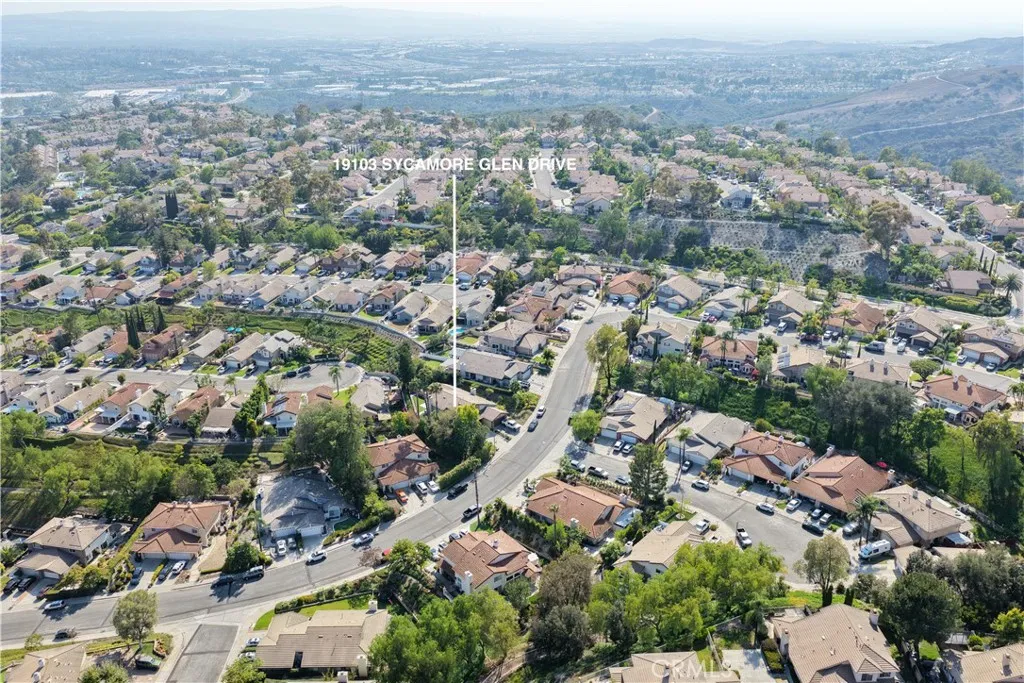 The home is conveniently located near schools, scenic parks, hiking and biking trails, shopping, and dining.