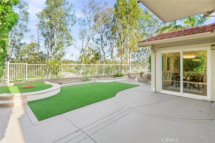 29572 Michelis, Laguna Niguel, California 92677