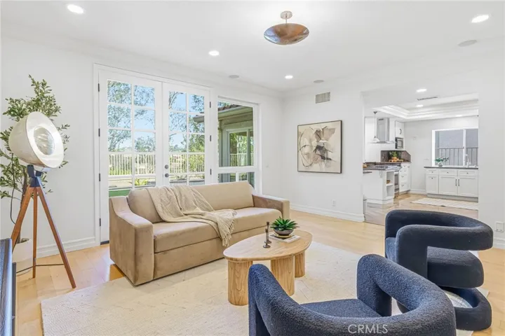 29572 Michelis, Laguna Niguel, California 92677