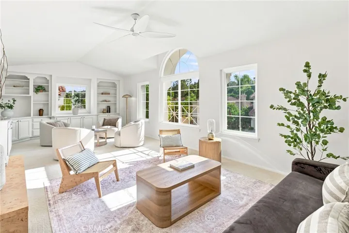29572 Michelis, Laguna Niguel, California 92677