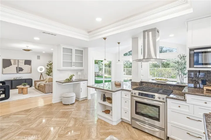 29572 Michelis, Laguna Niguel, California 92677