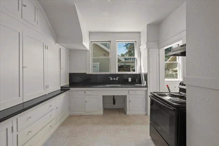 111 5th Street, Gilroy, California 95020