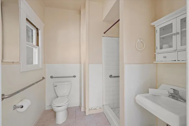 111 5th Street, Gilroy, California 95020