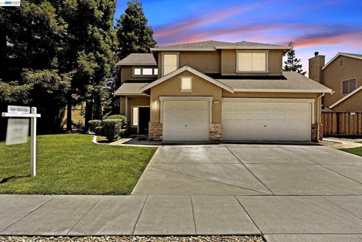 333 Glenbriar Cir, Tracy, California 95377