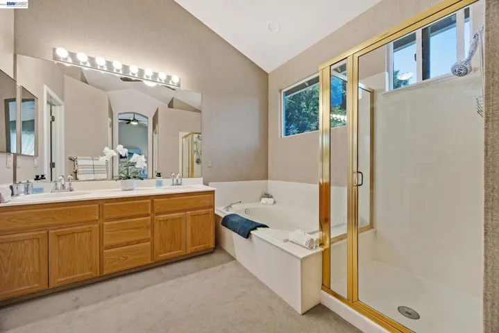 333 Glenbriar Cir, Tracy, California 95377