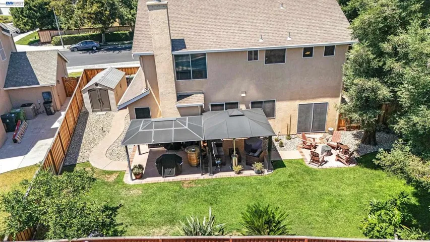 333 Glenbriar Cir, Tracy, California 95377
