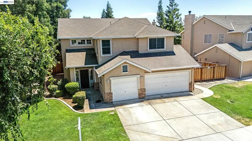 333 Glenbriar Cir, Tracy, California 95377