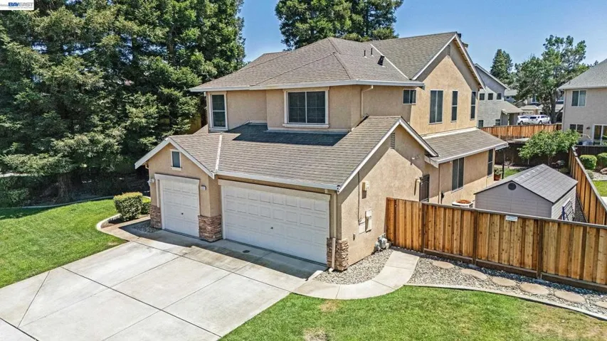 333 Glenbriar Cir, Tracy, California 95377