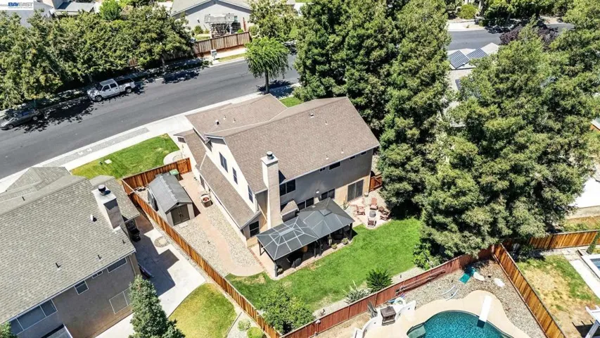 333 Glenbriar Cir, Tracy, California 95377
