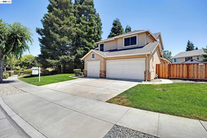 333 Glenbriar Cir, Tracy, California 95377