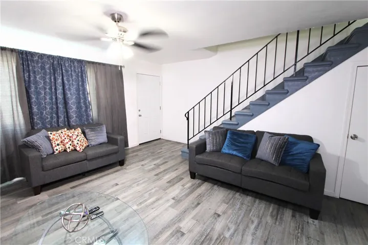 4822 Live Oak St, Cudahy, California 90201