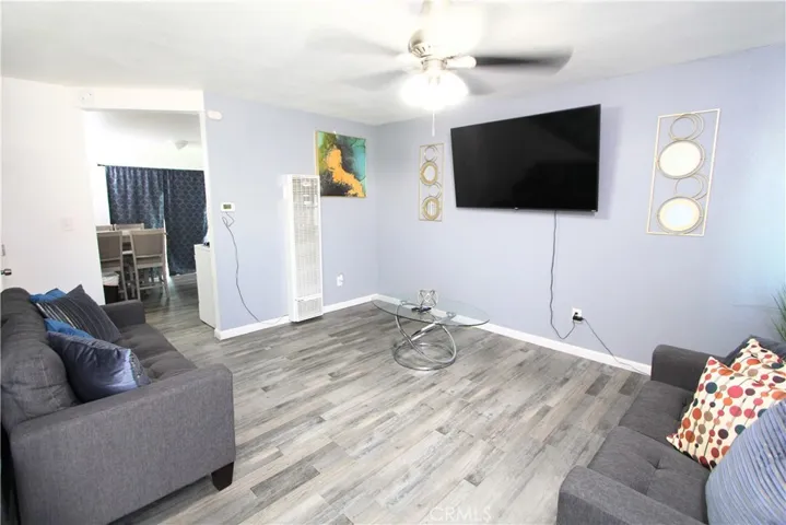 4822 Live Oak St, Cudahy, California 90201