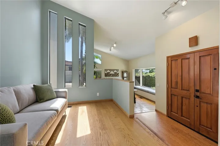 1931 Warmlands Avenue, Vista, California 92084