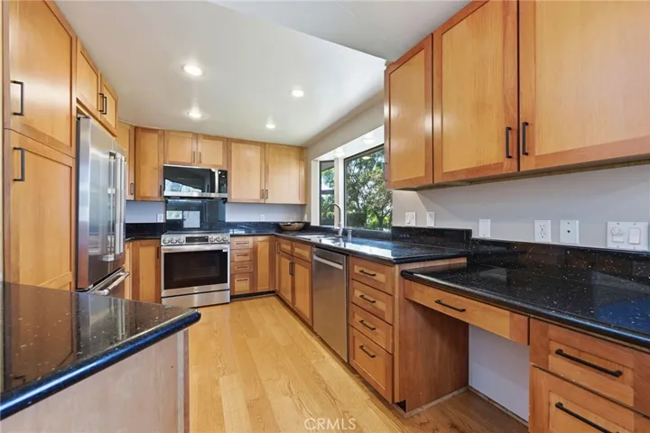 1931 Warmlands Avenue, Vista, California 92084