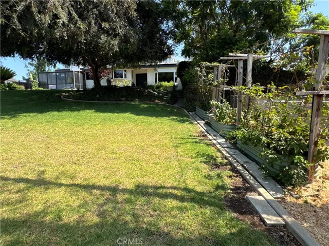 1931 Warmlands Avenue, Vista, California 92084