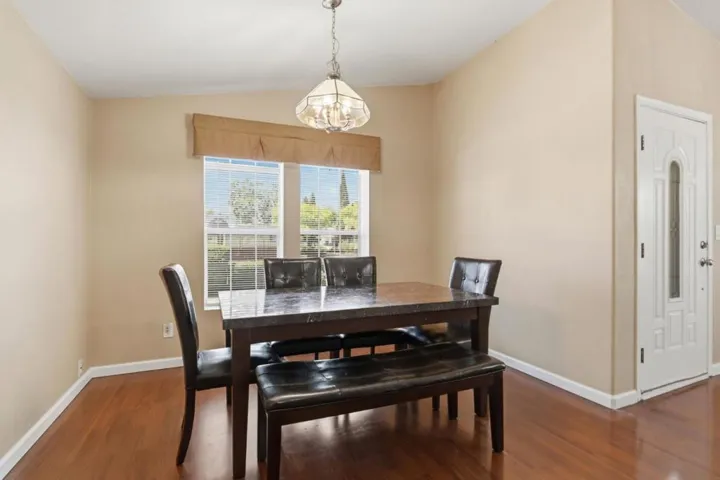 123 El Bosque Drive 123, San Jose, California 95134