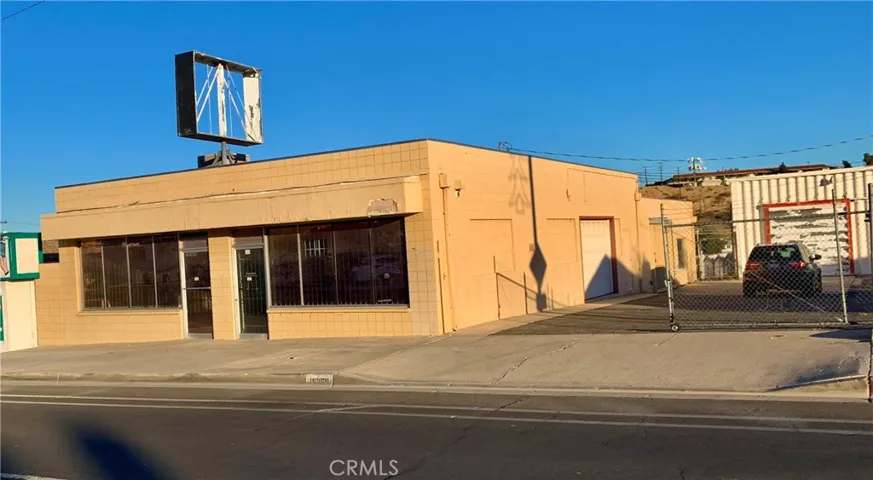 15369 7th Street, Victorville, California 92395
